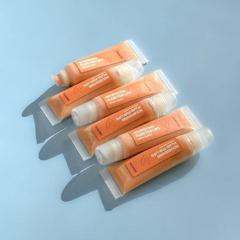 Захисний та поживний флюїд для губ Nourishing Fluid Lips DailyLove DL129 фото