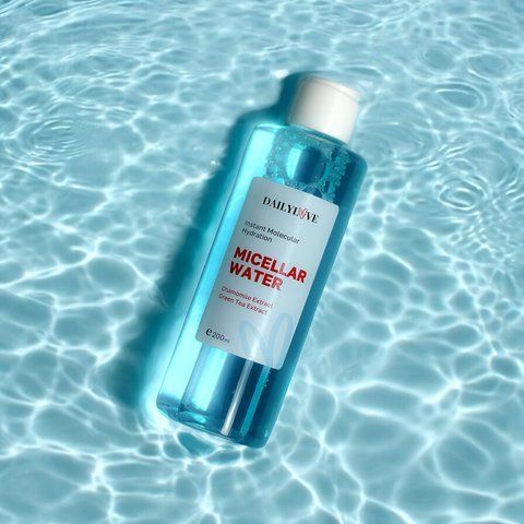 Міцелярна вода Instant Molecular Hydration Micellar Water DailyLove DL82 фото
